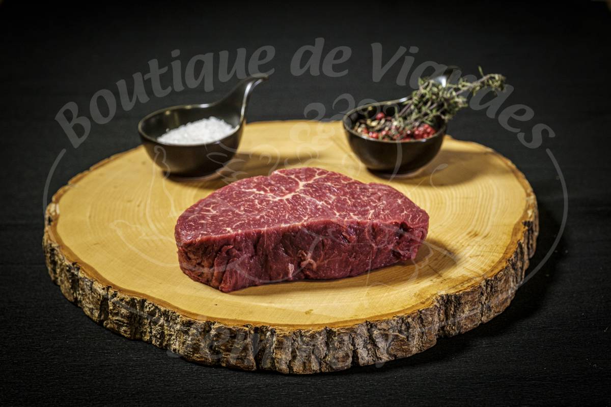 Entrecôte de cheval persillée tranchée