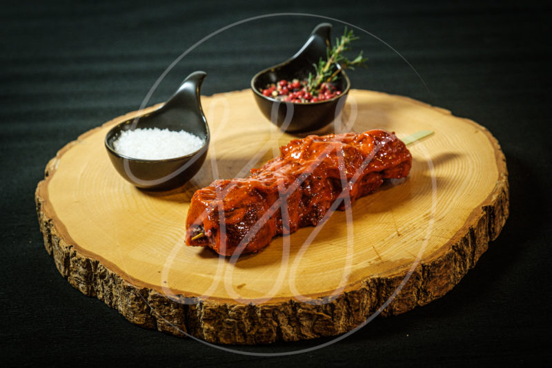 Brochette de boeuf à l'ail rouge